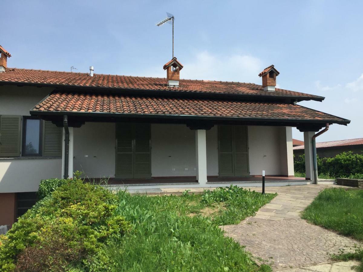 Caroline Home Anzano Del Parco Ngoại thất bức ảnh