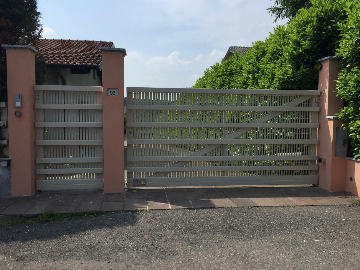 Caroline Home Anzano Del Parco Ngoại thất bức ảnh